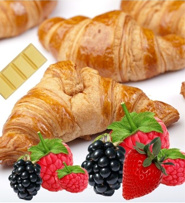 Das sind die Zutaten für den Croissant-Beeren-Auflauf