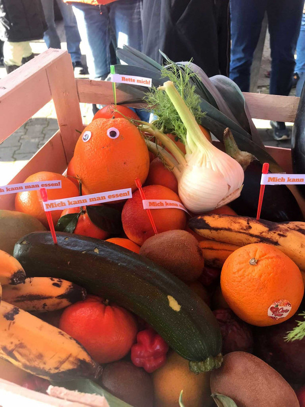 Retterling Buffet bei der Eröffnung des Fairteilers